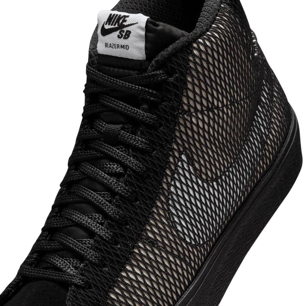 Nike SB Zoom Blazer Mid Premium Shoes - White / Black - White - Black