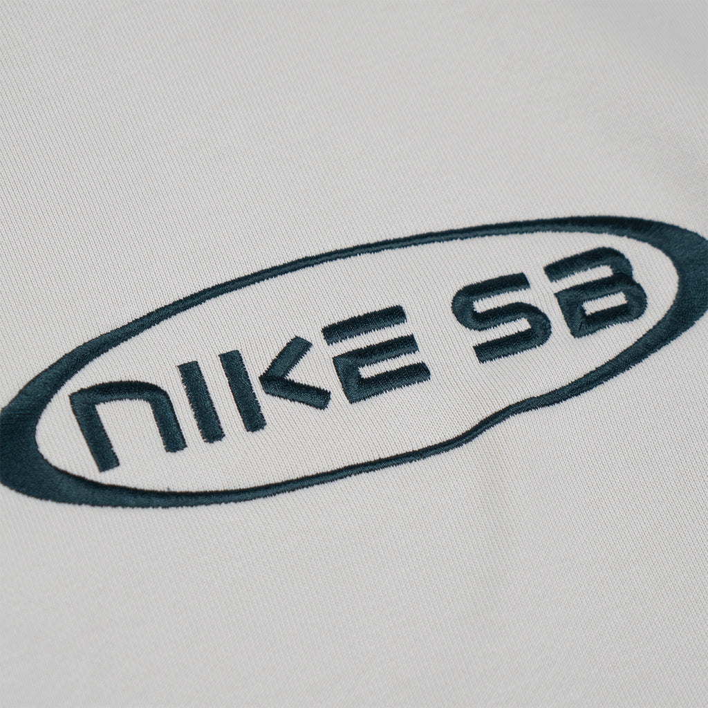 Nike SB HBR Fleece Hoodie - Light Bone / Deep Jungle - closeup