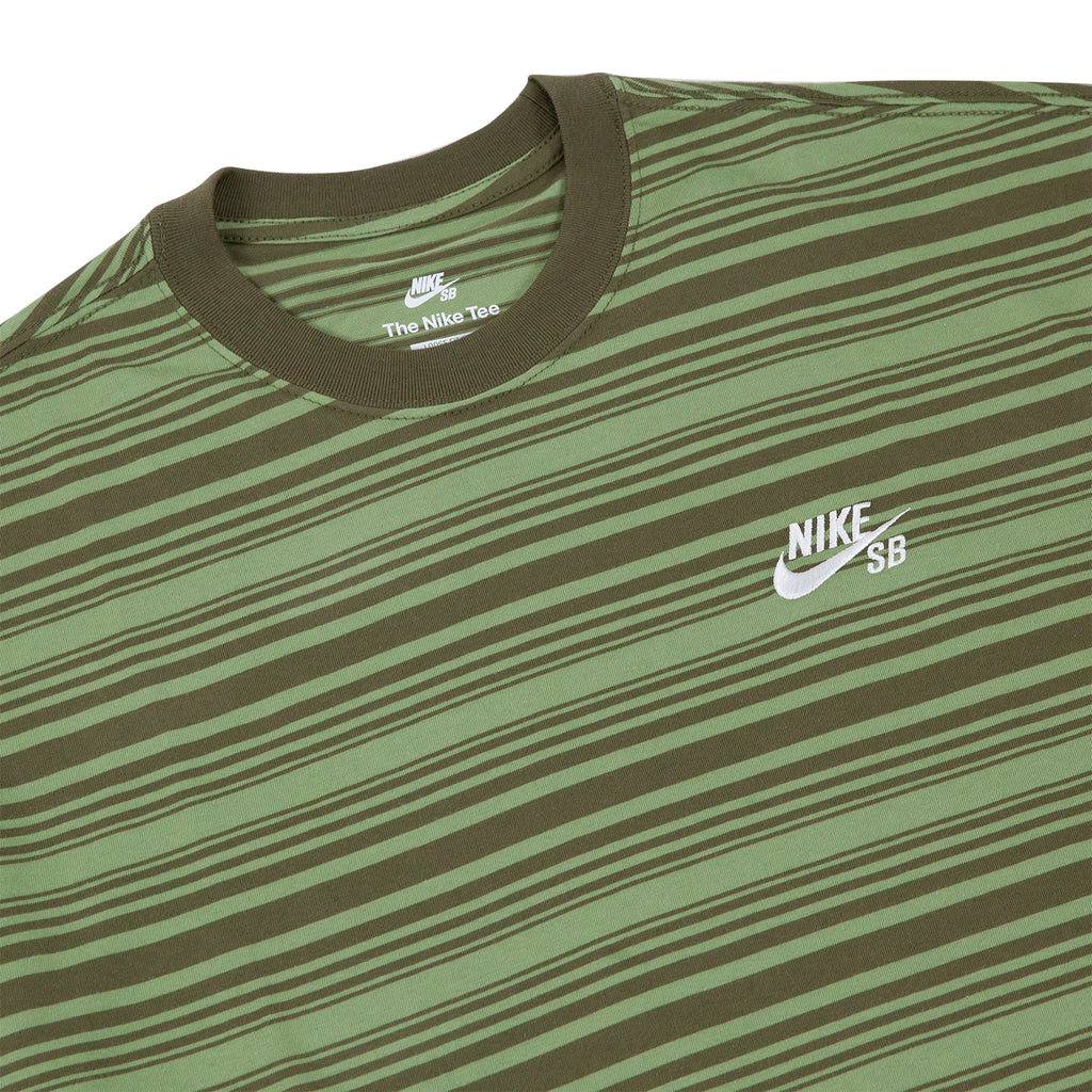 Nike SB Stripe T Shirt - Oil Green - neck