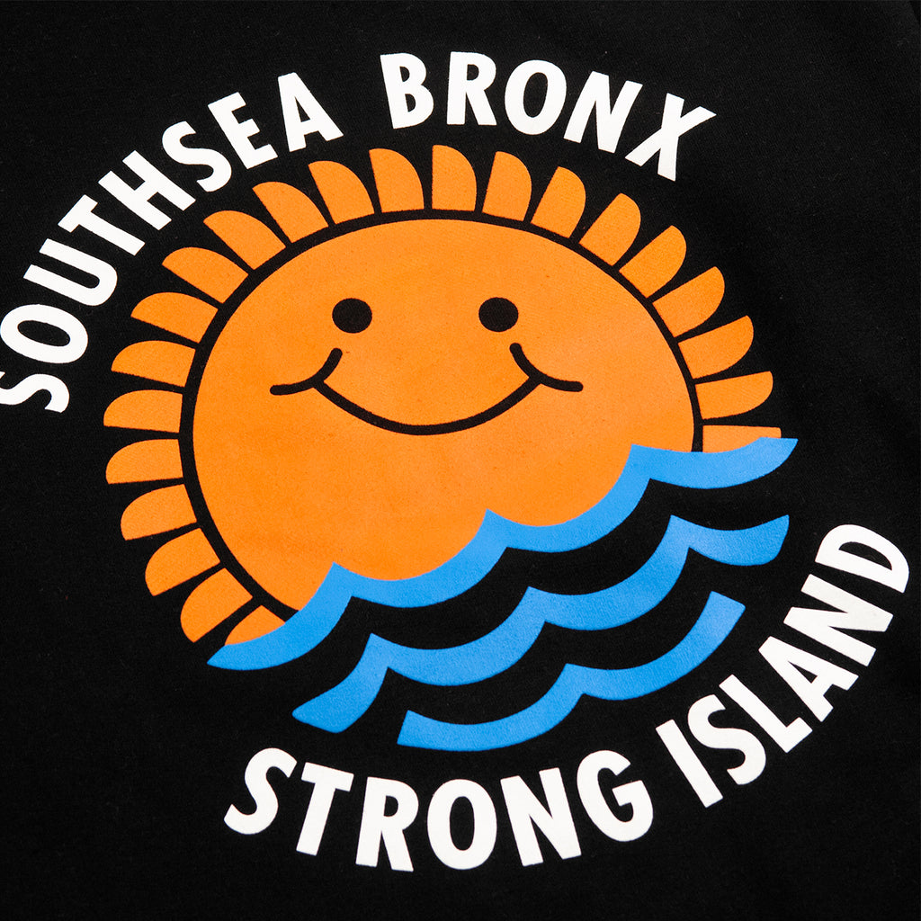Southsea Bronx Waves Sweatshirt in Black - Print