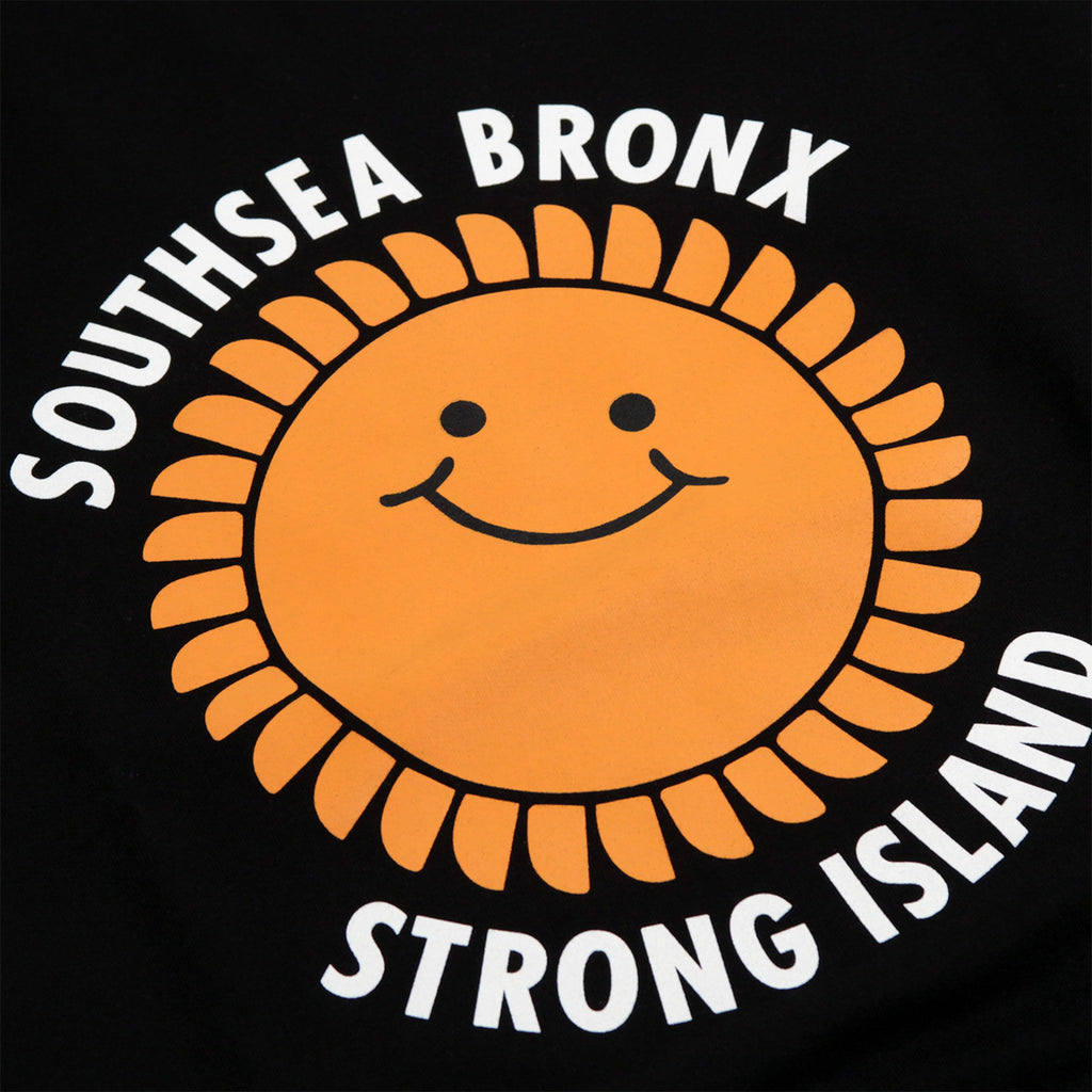 Southsea Bronx Strong Island Sweatshirt in Black - Print