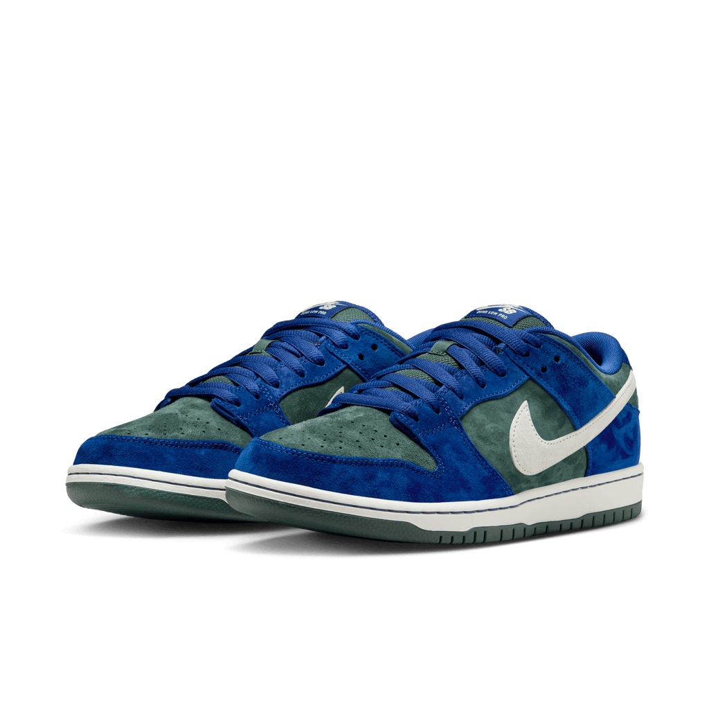 Nike SB Dunk Low Deep Royal Blue / Sail - Vintage Green - Paired