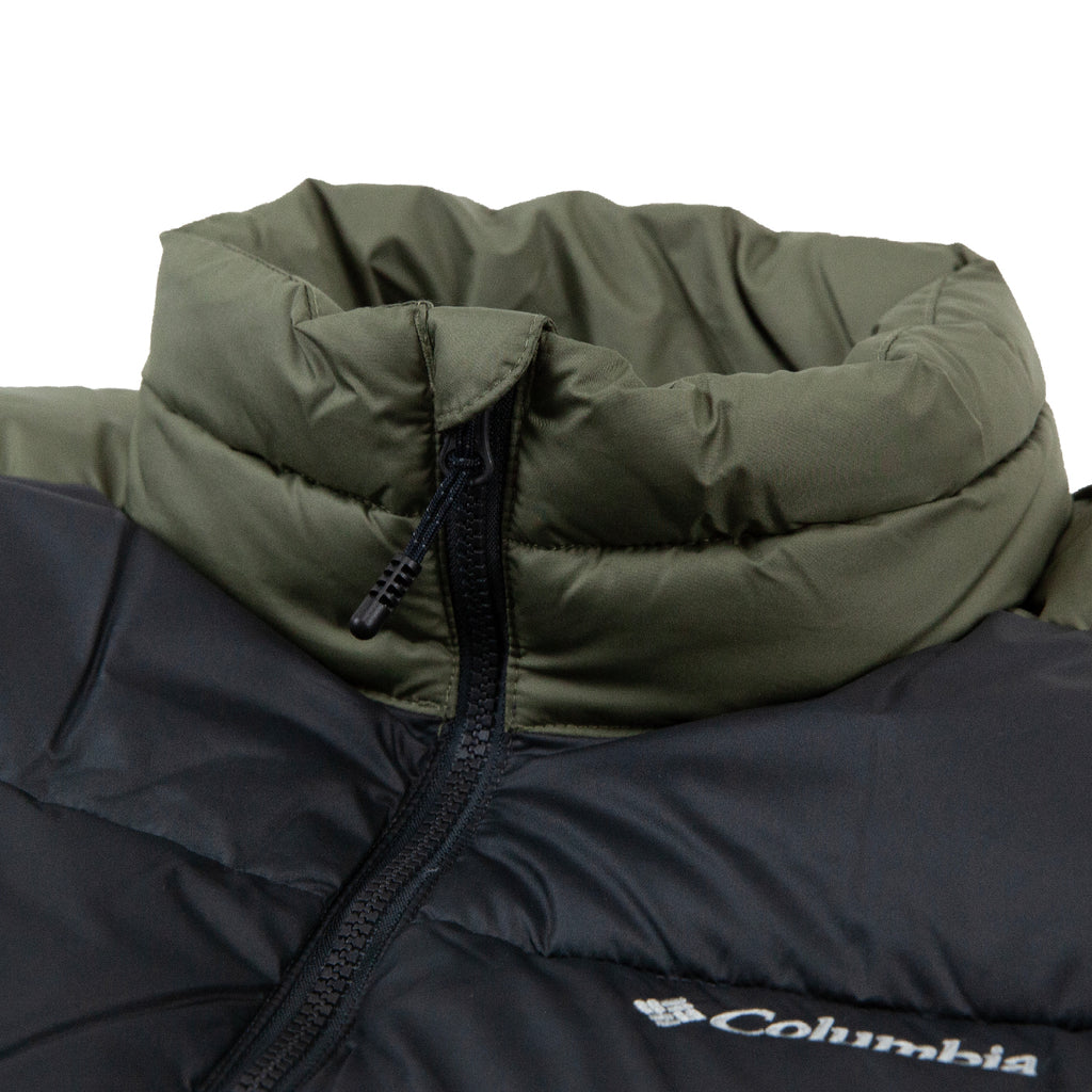 Columbia Pike Lake II Jacket - Stone Green / Shark - neck