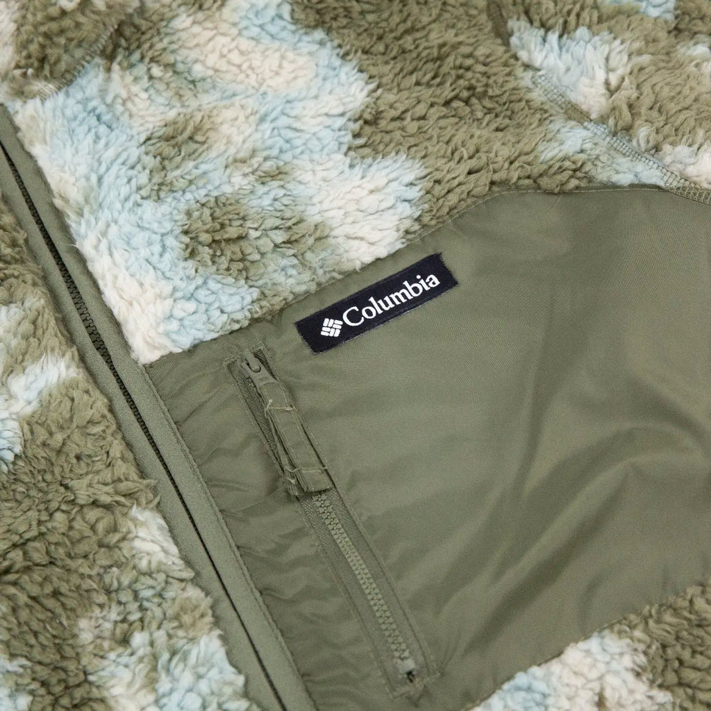 Columbia Winter Pass Reversible Fleece - Stone Green / Tracks - label