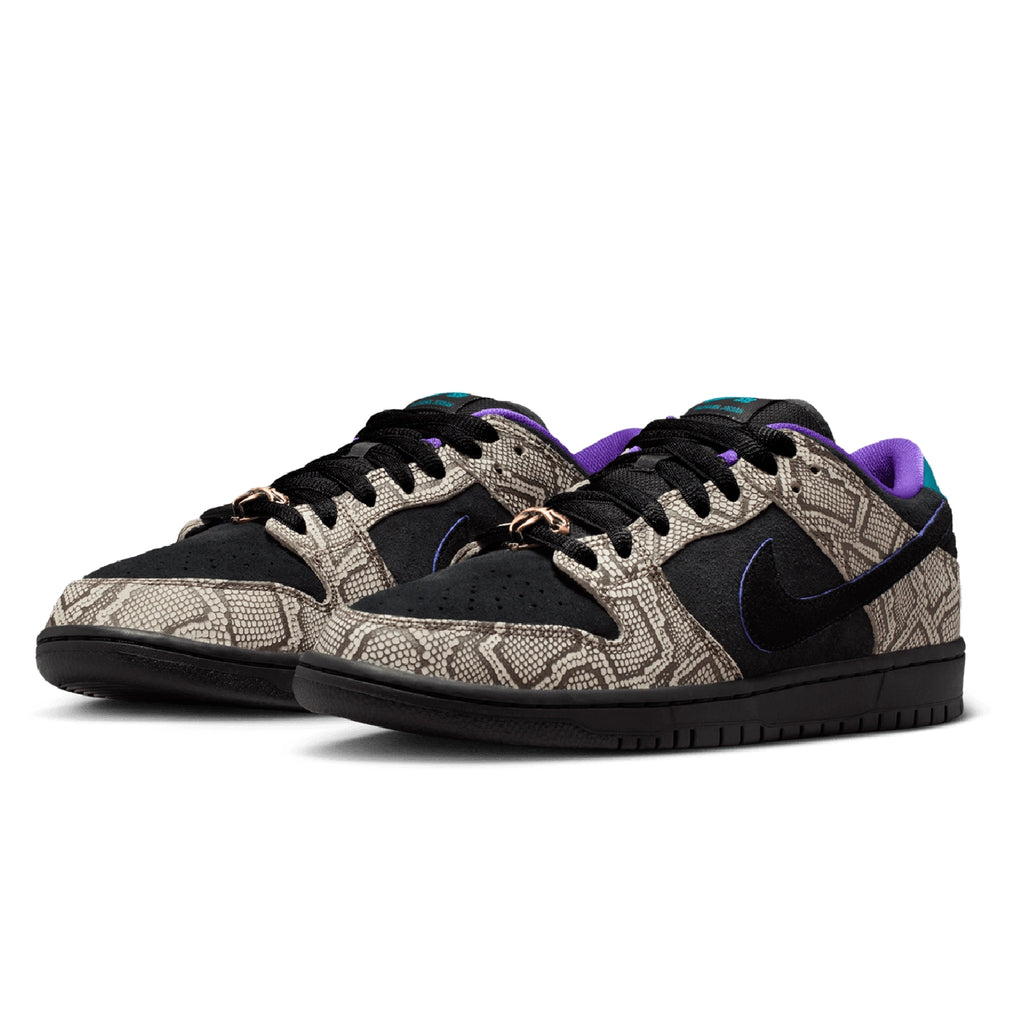Dunk Low Premium 'Dashawn Jordan' Shoes in String / Black - Bright ...