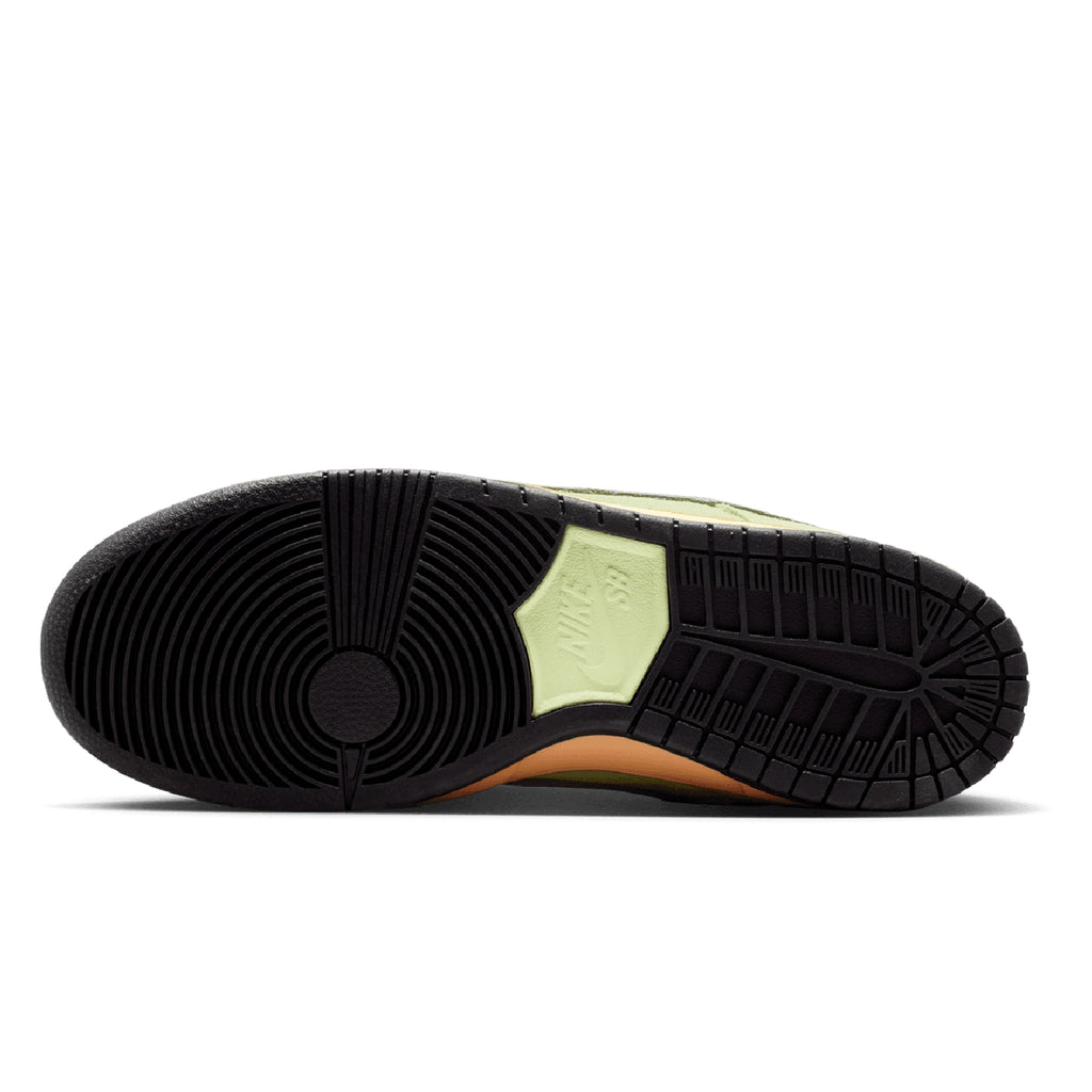 Nike SB Dunk Low Pro  Shoe - Light Liquid Lime / Wolf Grey - Black - sole
