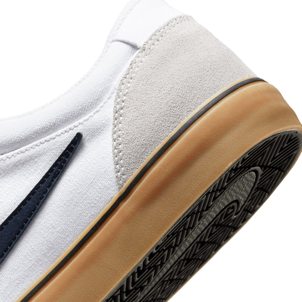 Nike SB Chron  2 Shoes - White / Obsidian - White - Gum Light Brown - heel
