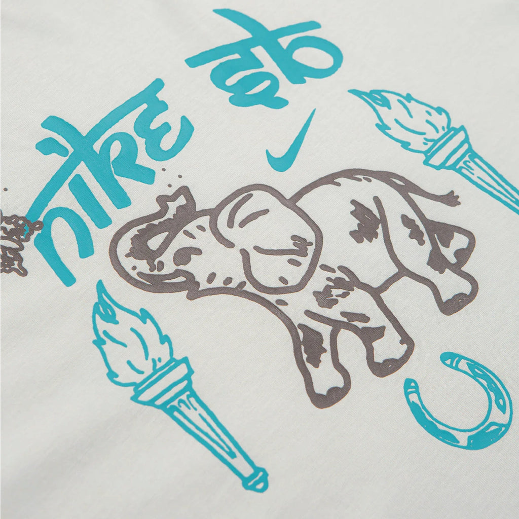 Nike SB Elephant T Shirt - Light Bone - closeup