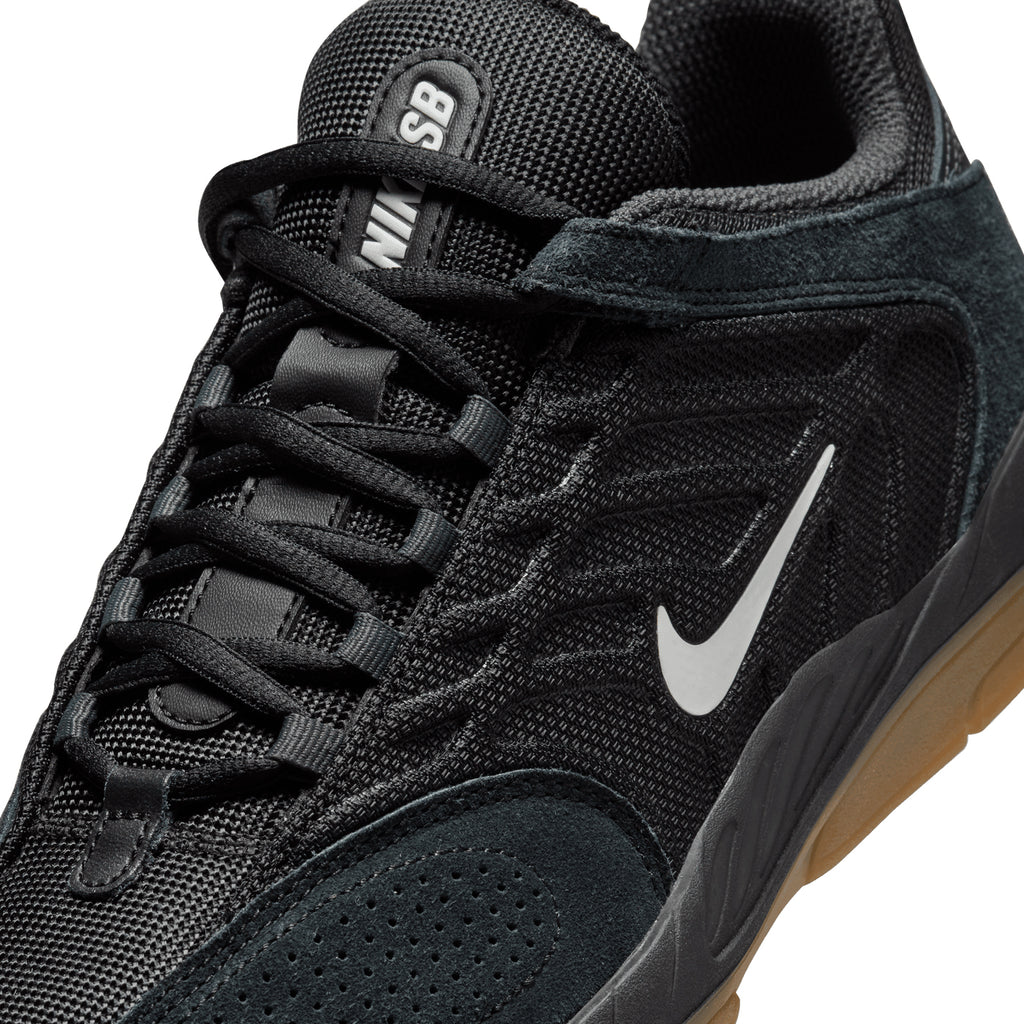 Nike SB Vertebrae Shoes - Black / Summit White - Anthracite / Black