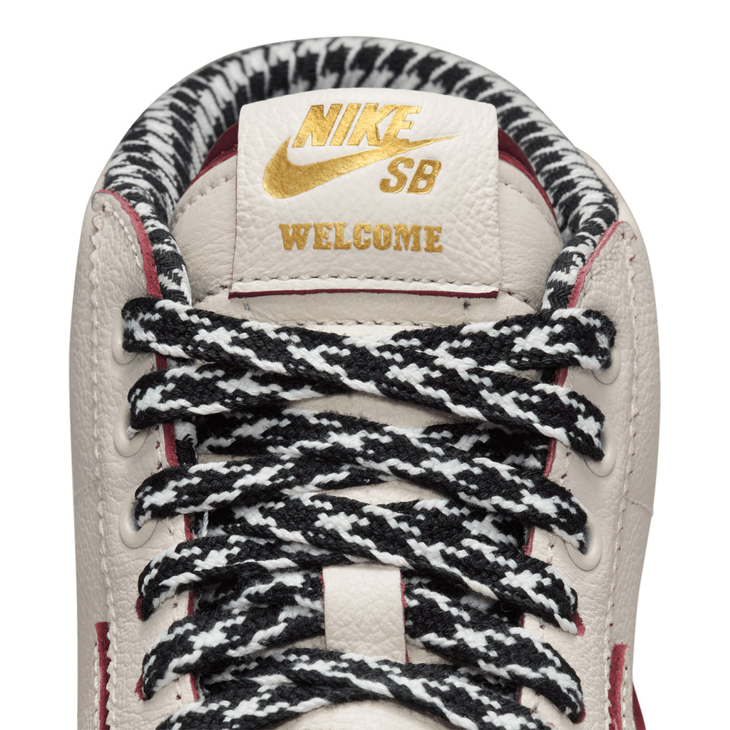 Nike SB Zoom Blazer Mid x 'Welcome' Madrid Shoes - Sail / Dark Beetroot - White