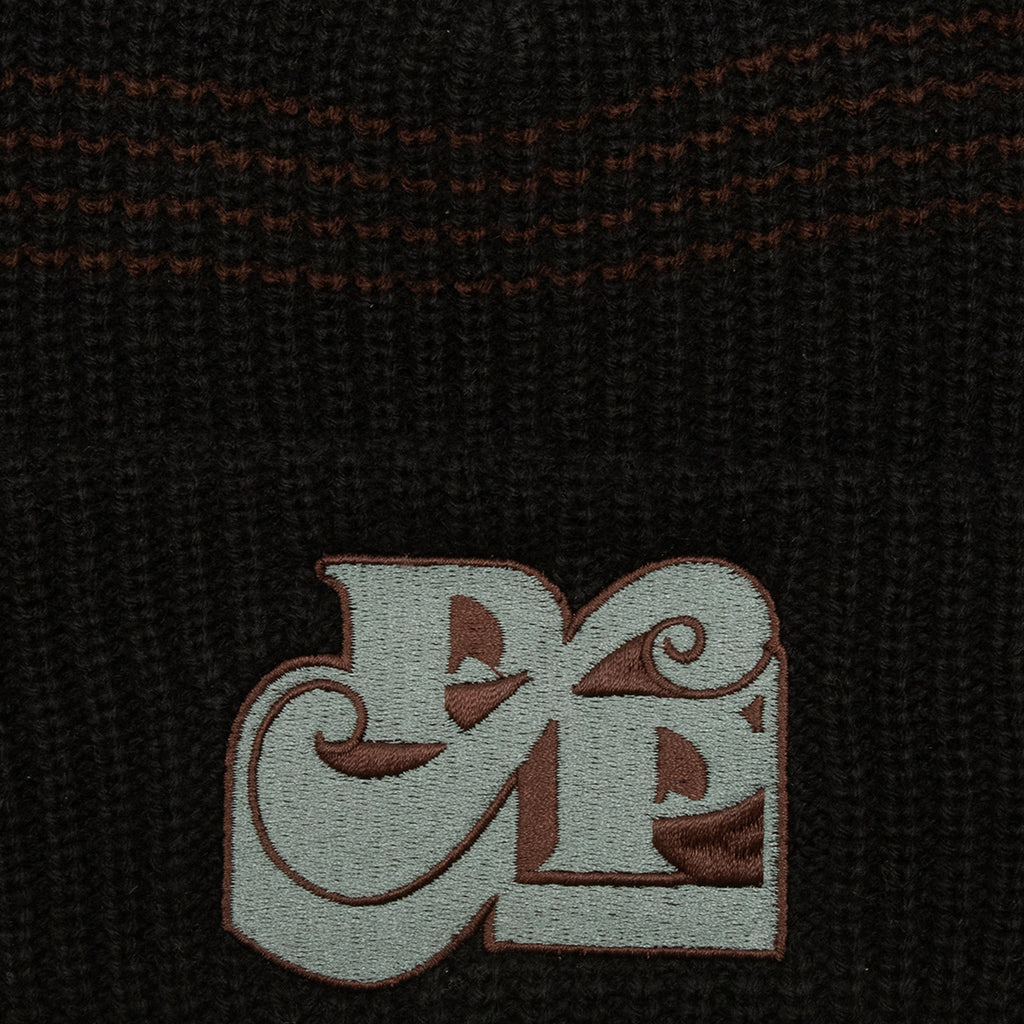 Passport Tilde Beanie - Black - closeup
