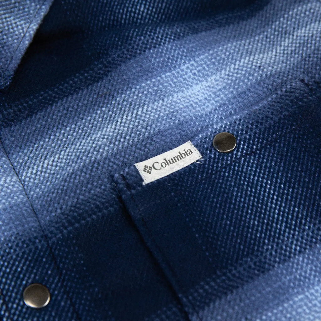 Columbia Windward II Shirt Jacket - Collegiate Navy Blurred Ombre - label