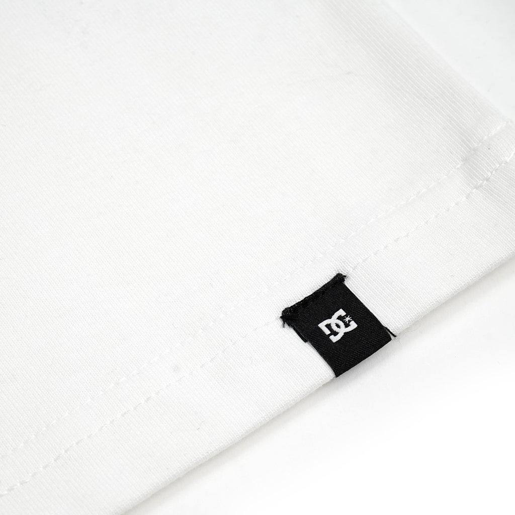 DC x Venture Awakeco T Shirt - White - flag