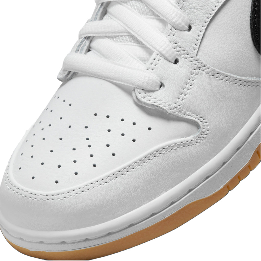 Nike SB Dunk Low - White / Black - White - Gum Light Brown