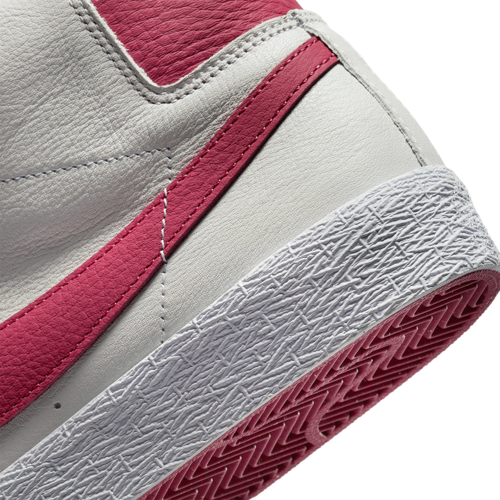 Nike SB Zoom Blazer Mid ISO Shoes - White / Sweet Beet - White - Sweet Beet - heel
