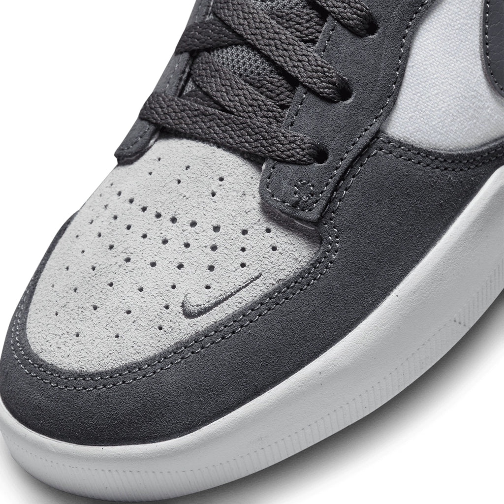 Nike SB Force 58 Shoes - Dark Grey / Dark Grey - White - Wolf Grey - toe