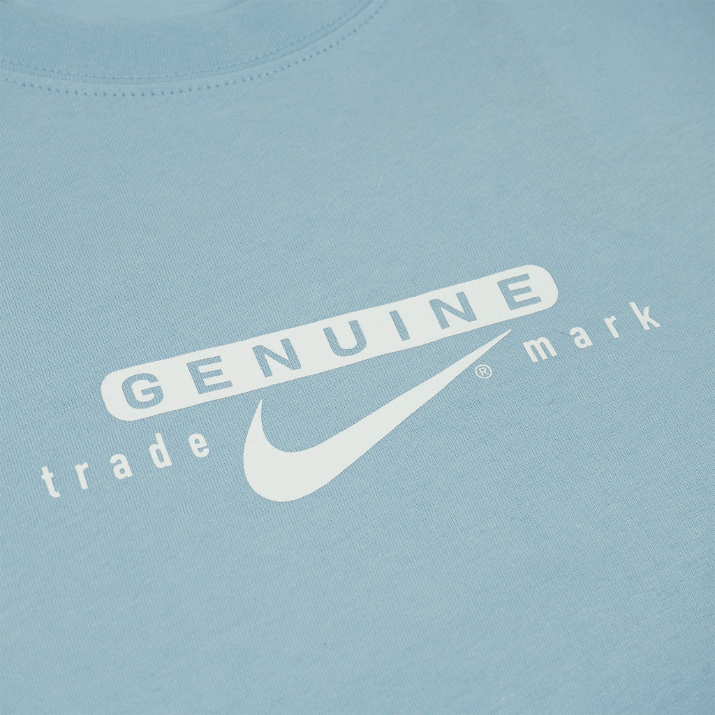 Nike SB L/S Trademark T Shirt in Ocean Bliss - closeup