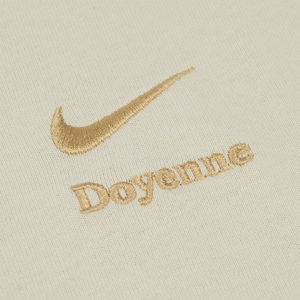 Nike SB x DOYENNE T Shirt - Coconut Milk - closeup