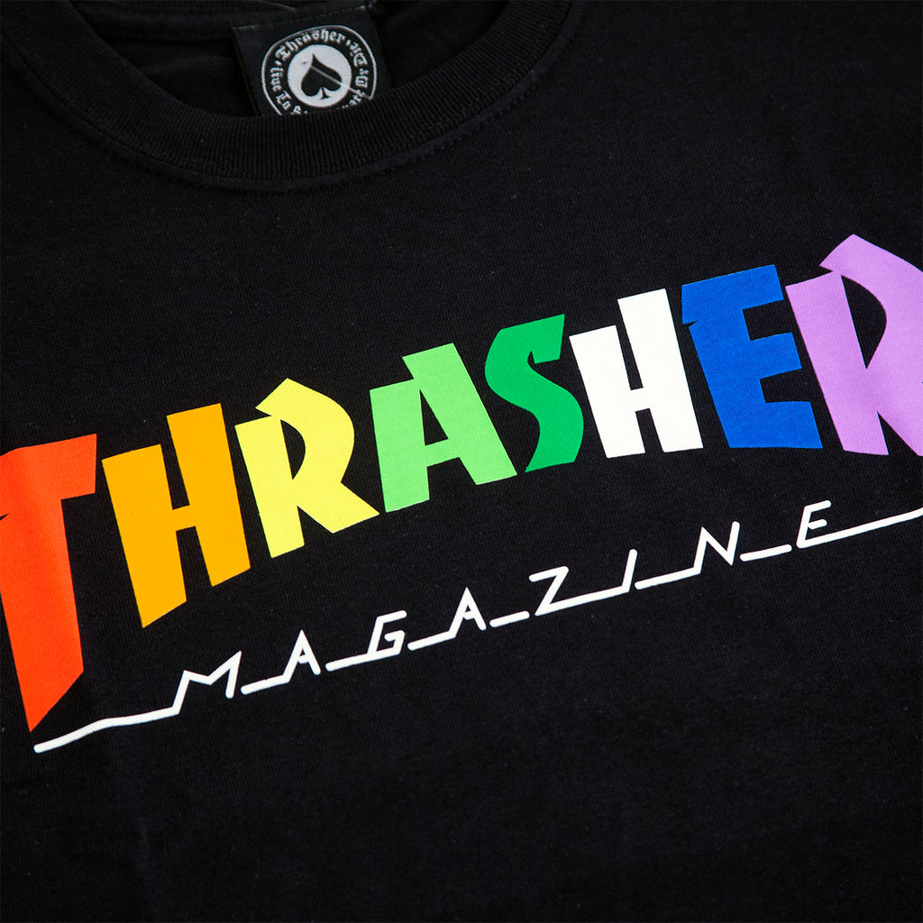 Thrasher Rainbow Mag T Shirt in Black - Print