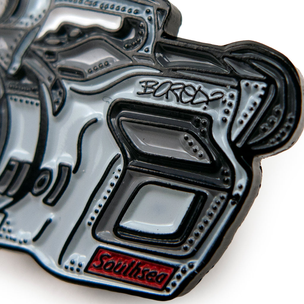 Bored of Southsea VX1000 Pin Badge - Detail