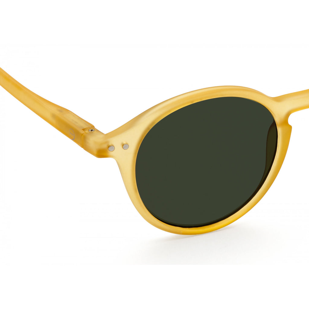 IZIPIZI #D Sunglasses - Yellow Honey - closeup